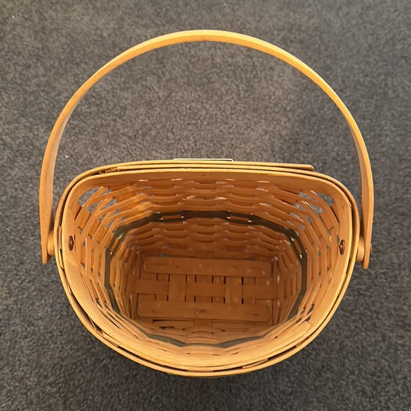 Longaberger Christmas edition Glad Tidings basket with swing handle - Picture 3 of 8